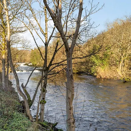 Hébergement de vacances 1 Bed In Newby Bridge 85910 *